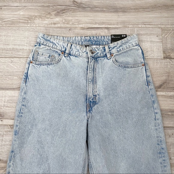 Divided by H&M Distressed High Waisted Wide Leg Recycled Cotton Jeans NWT 10 - Picture 3 of 6